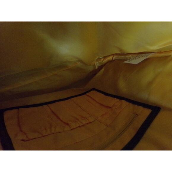 Quilted business tote with many pockets and slots 12 x21 Perfect condition50‎ - Picture 5 of 10